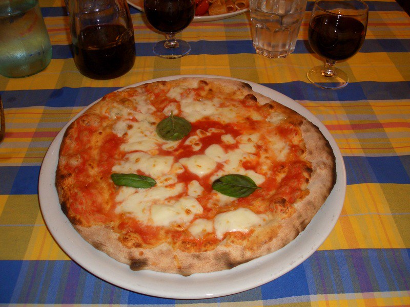 La Gatta Mangiona