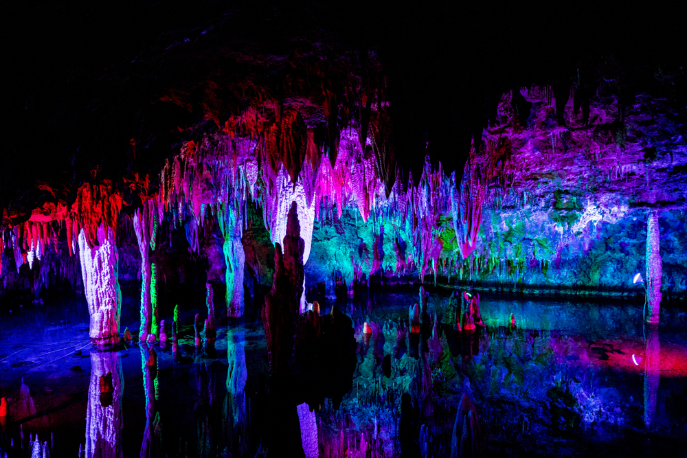 Meramec Caverns