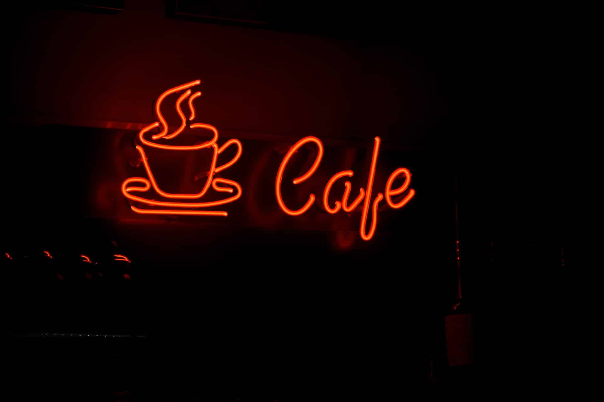 A cafe neon sign
