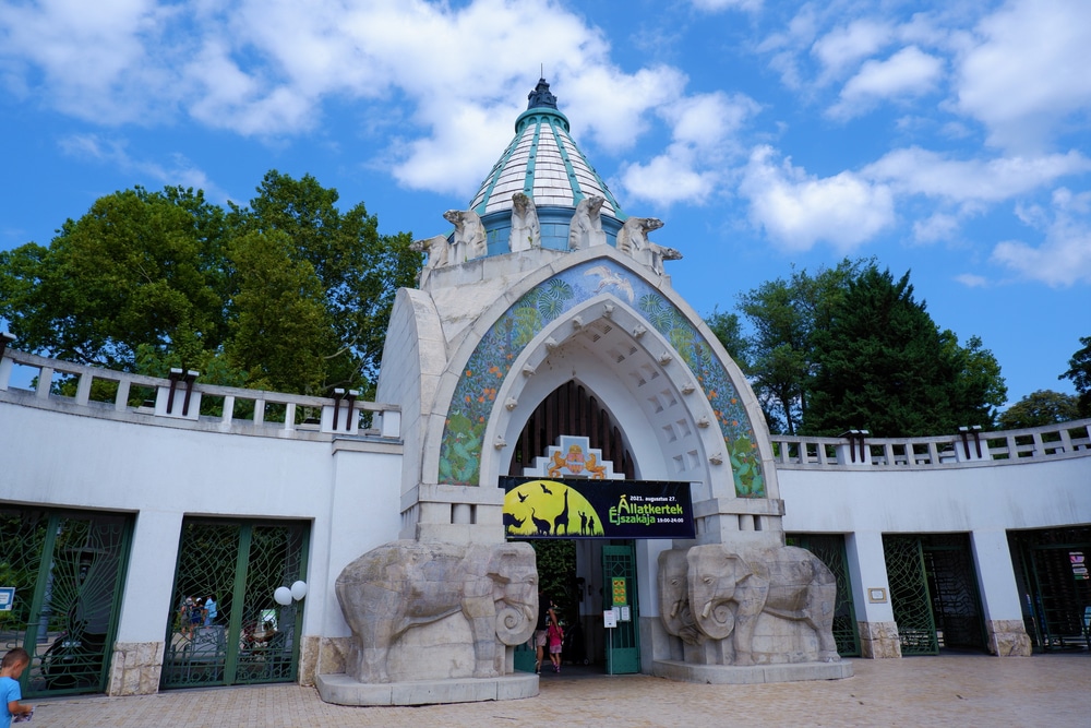 Explore the Budapest Zoo and Botanical Garden