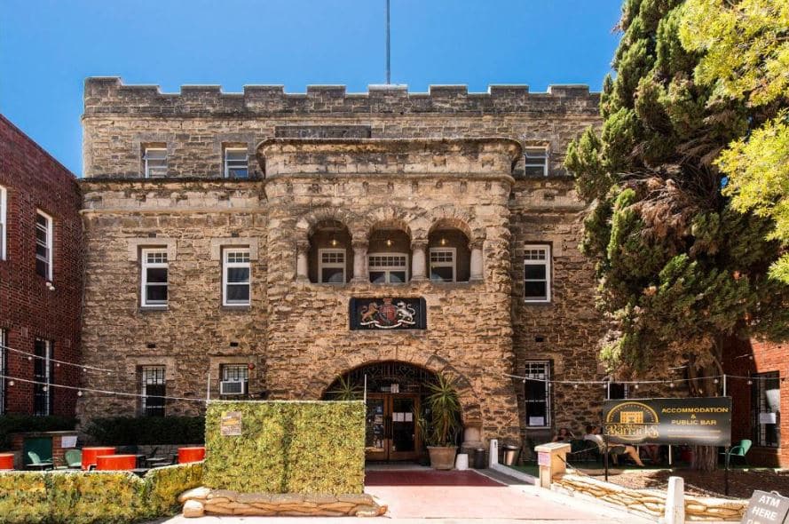 THE OLD SWAN BARRACKS (for budget-conscious and/or solo travelers)