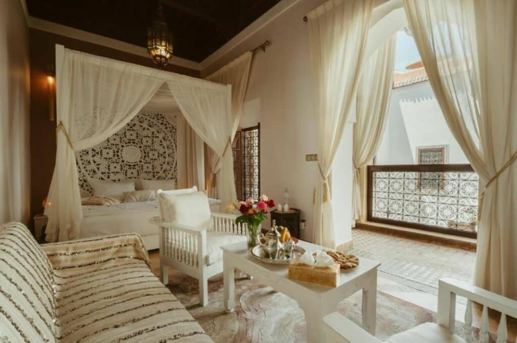 RIAD DAR DIALKOUM (For Business Travelers or Digital Nomads)