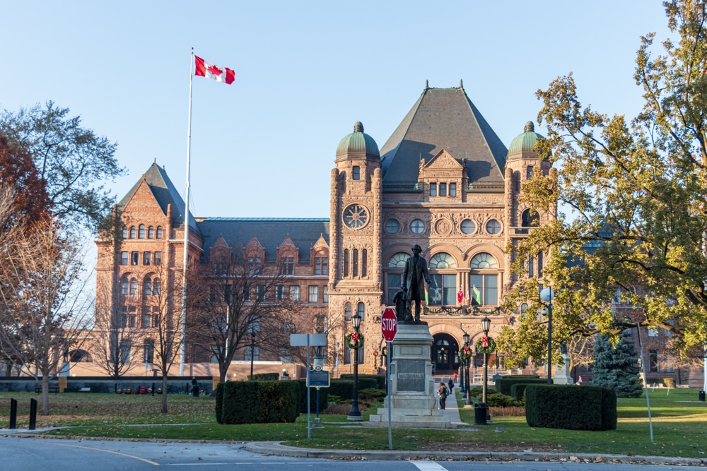University Avenue, Queen’s Park & Discovery District for Culture