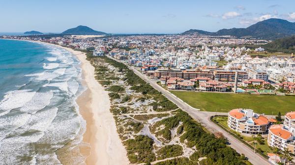 Foz de Douro for Beach Breaks