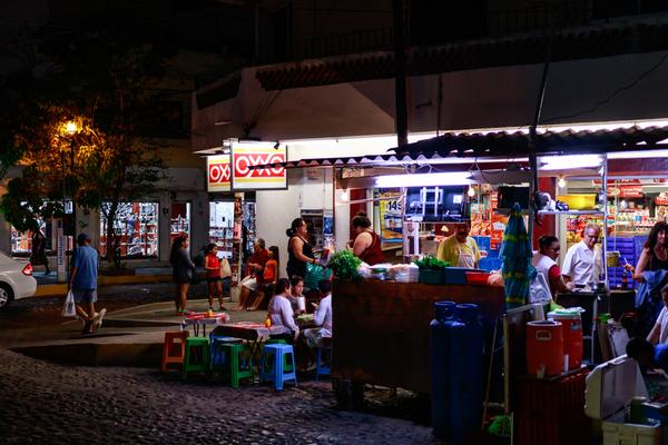 Zona Romantica for Night Owls