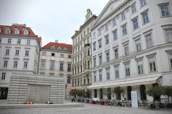 Judenplatz Square